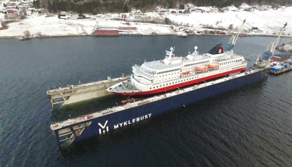 MS «Richard With» ankom Mykelbust Verft i februar for å installere blant annet batterier for å bli hybridskip. Foto: Myklebust Verft