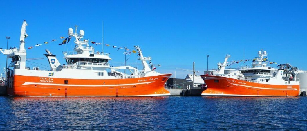 De to tvillingene «Torland» og «Tor-ön» kunne endelig døpes i slutten av juli. Foto: Karstensen Skibsværft