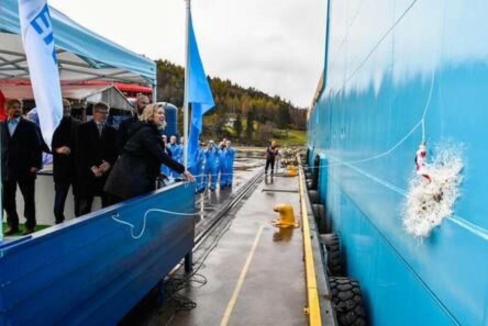 Gudmor Trine Munch Agerskov gjorde jobben sin da skipet ble døpt ved en enkel seremoni Foto: Olav Thokle/Fotomaritim
I maskinrommet finner man blant annet 2 x 4640 kw motorer fra Wärtsilla Foto: Olav Thokle/Fotomaritim