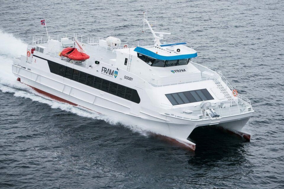 Oma Baatbyggeri på Stord har spesialisert seg på bygging av hurtiggående passasjerkatamaraner. M/S