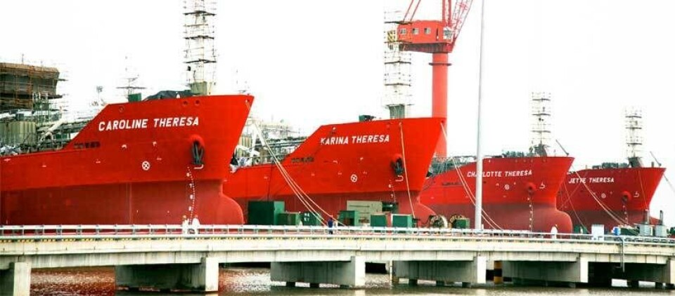 M/T «CAROLINE THERESA»