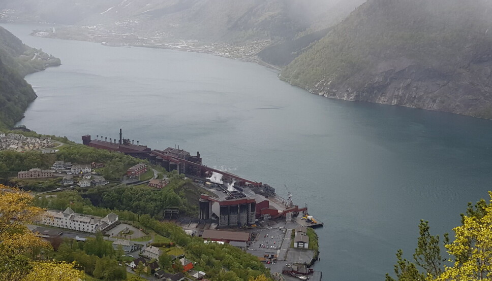 Det var her ved TiZir Titanium & Iron i Tyssedal de to ble funnet og overlevert til politiet