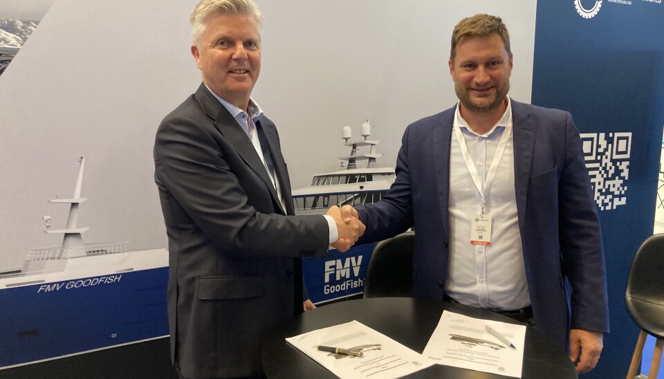 Håvard Sætre (CEO, Sirius) og Hugo Strand (Verftsdirektør, FMV)