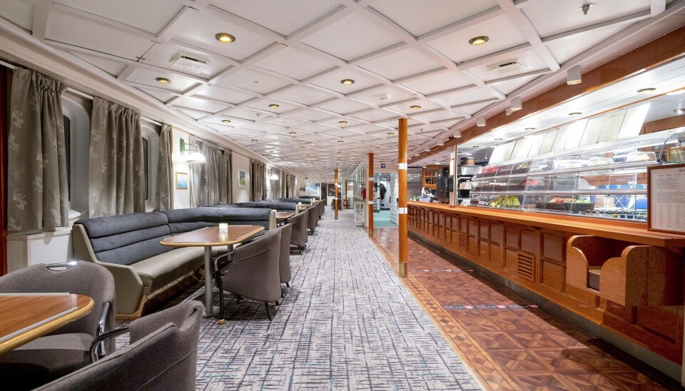 Hurtigruten MS «Vesterålen»- Kafeen Hurtigruten MS «Vesterålen»- Kafeen
