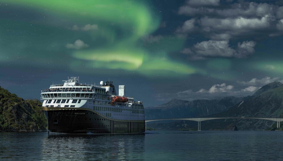 «Havila Castor» i Nordlys