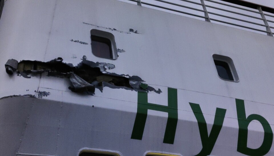 Skoleskipet «Gann» fikk en skade bak på styrbord side.