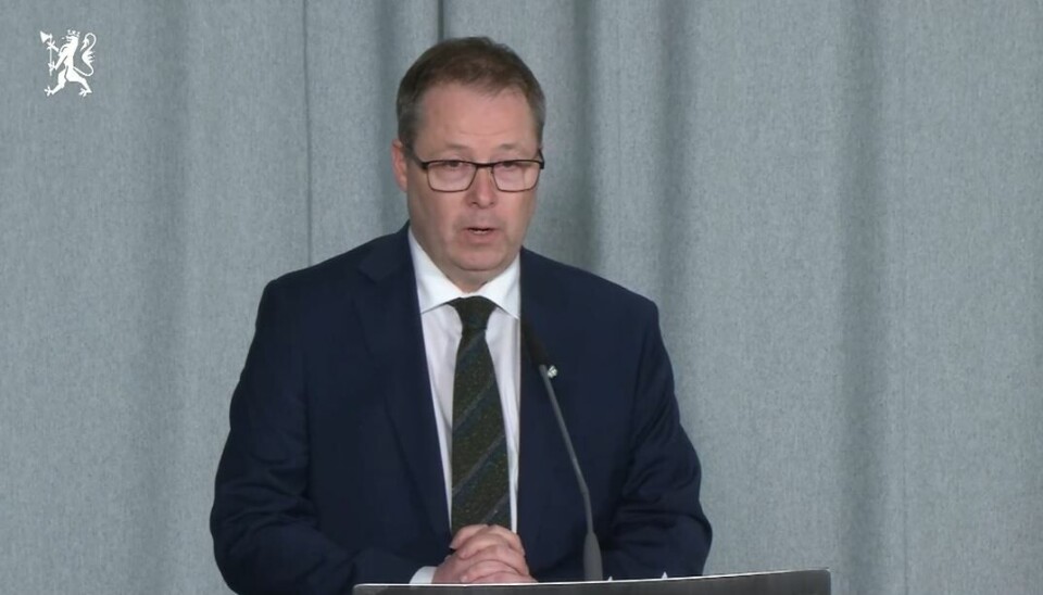 Forsvarsminister Bjørn Arild Gram (SP) Forsvarsminister Bjørn Arild Gram (SP)