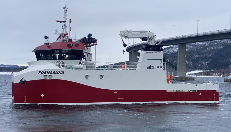 Salthammer Båtbyggeri har overlevert den hybride «Fosnasund» til Abyss