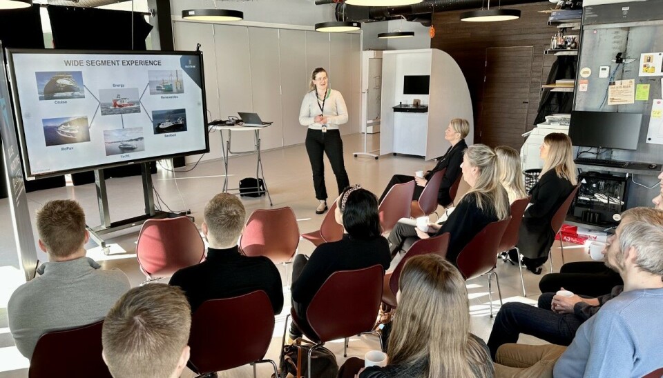 Her foreleser Astrid Tenden fra Ulstein International under et av kursene i Maritime Onboarding. Dette er fra mars 2023. Nå i høst arrangeres flere nye kurs. Her foreleser Astrid Tenden fra Ulstein International under et av kursene i Maritime Onboarding. Dette er fra mars 2023. Nå i høst arrangeres flere nye kurs.