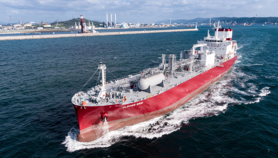 Solvang ASA skal bygge verdens første karbonfangstanlegg ombord i et skip - og det skjer ombord i gasstankeren «Clipper Eris». Solvang ASA skal bygge verdens første karbonfangstanlegg ombord i et skip - og det skjer ombord i gasstankeren «Clipper Eris».