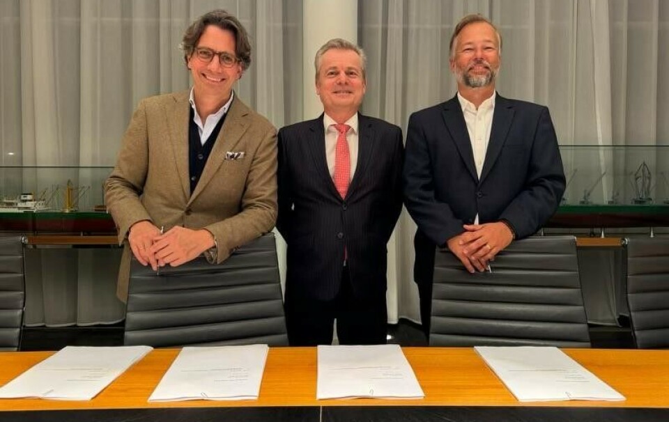 Fra venstre: Christoph Geck-Schlich – Managing Director i Windward Offshore, Runar Vågnes – SVP Sales i VARD, Dr. Benjamin Vordemfelde – Managing Director i Windward Offshore
