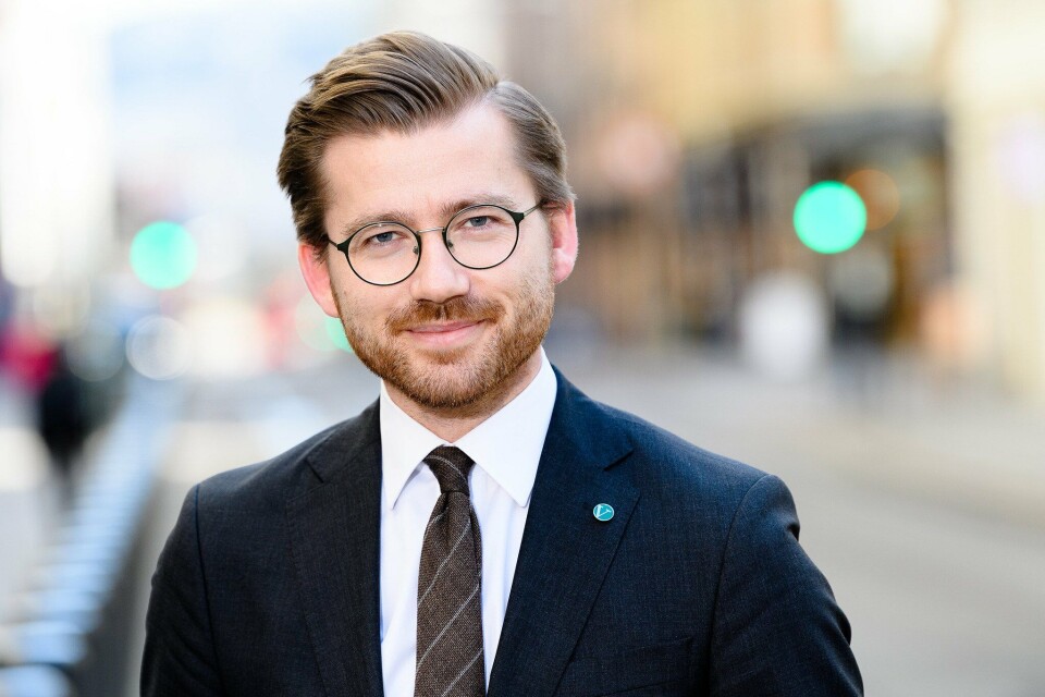 – Satsingen på hurtigbåter med lav- eller nullutslippsløsninger er en viktig del av regjeringens satsing på grønn skipsfart sier klima- og miljøminister Sveinung Rotevatn (V).