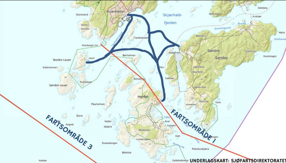 Blå streker representerer opprinnelig fergerute. Rød strek er fartsområdene. Sort ring er området som er omsøkt til
fartsområde 1 eller 2.