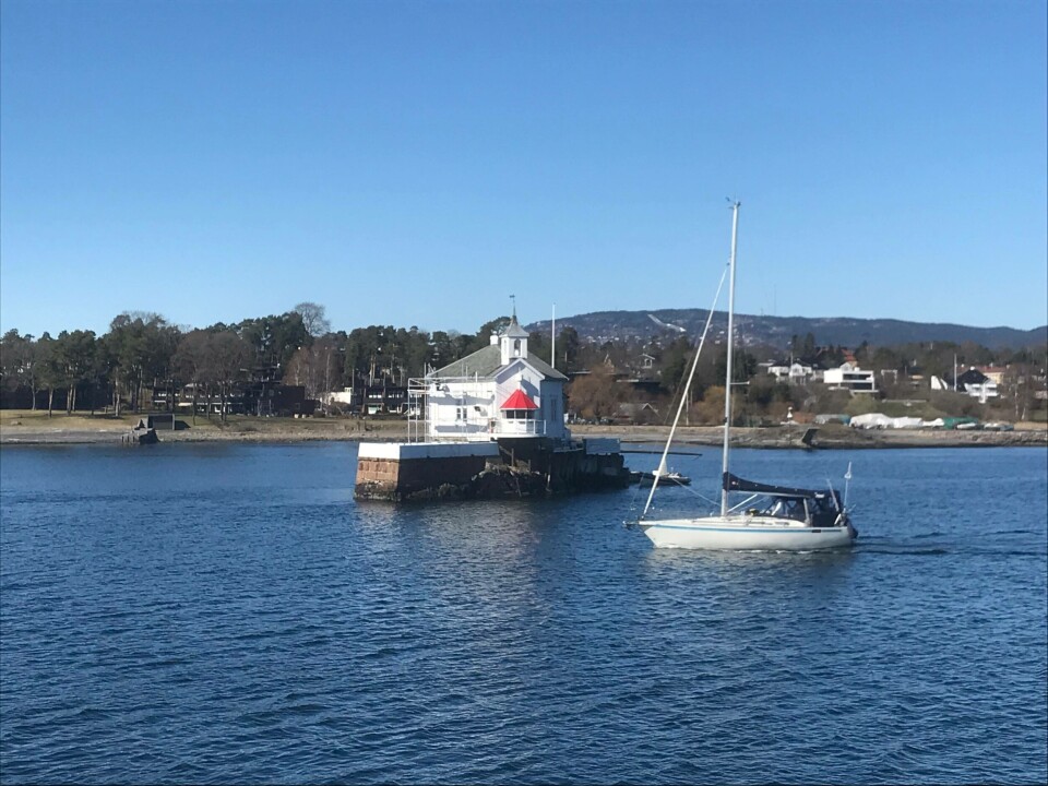 Førstereisgutten står på Hareid.