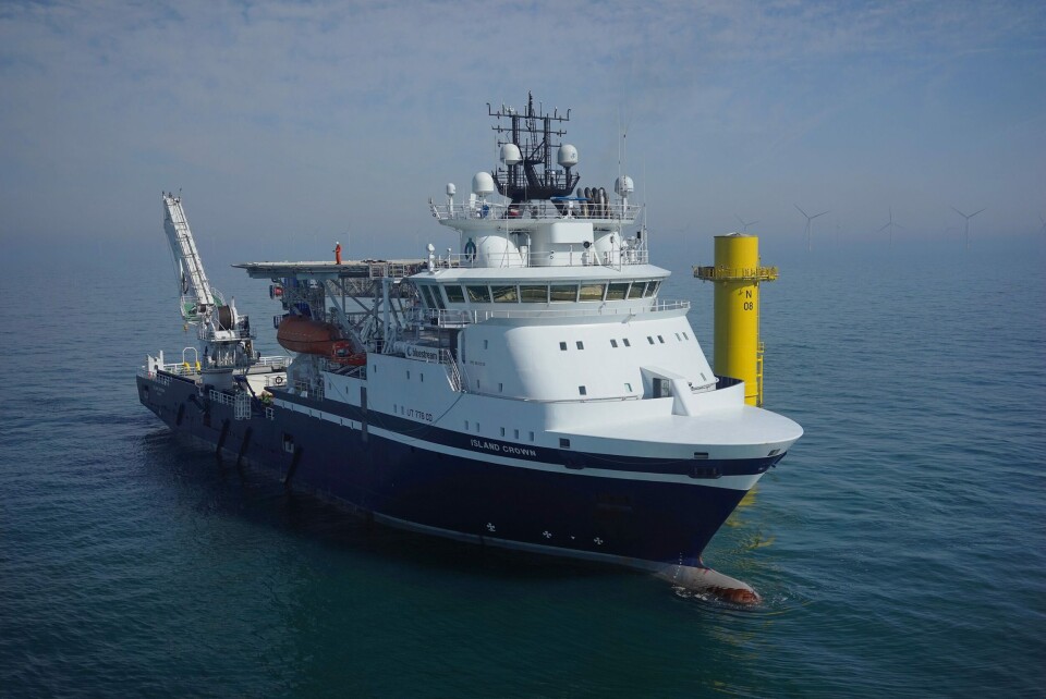 'Island Crown' i arbeid for Bluestream på Nordsee One Windpark i slutten av mars.. Foto: Bluestream