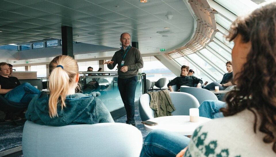 Jan Magne Goksøyr, Salsdirektør i HAV Design, presenterer for NTNU sudenter_2024.