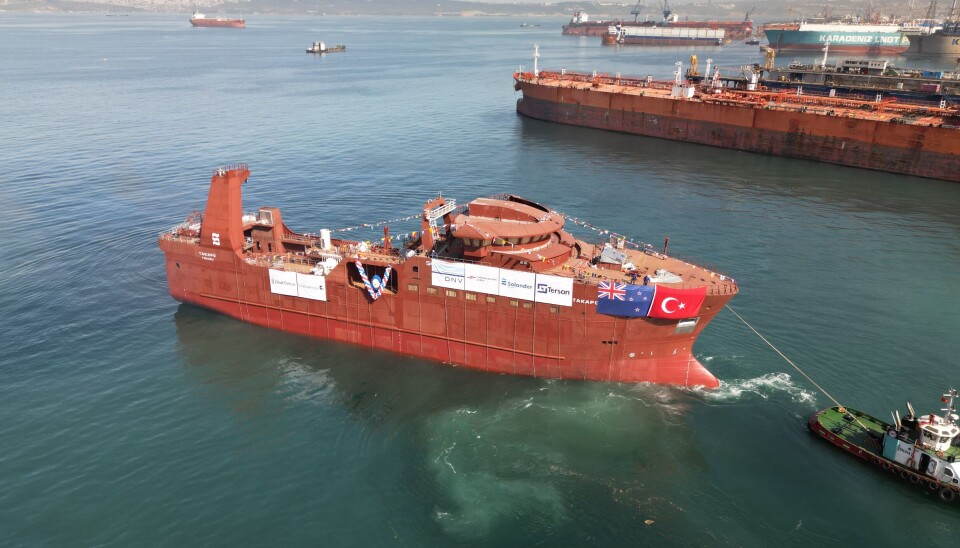 Aurora fisheries får denne nye fabrikktråleren.