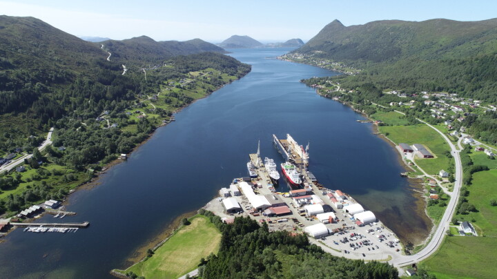 Myklebust verft på Gurskøy i Møre og Romsdal har over 100 års erfaring med skipsbygging og ombygging. Verft-sjef sier de opplever økt aktivitet innen akvakulturmarkedet.