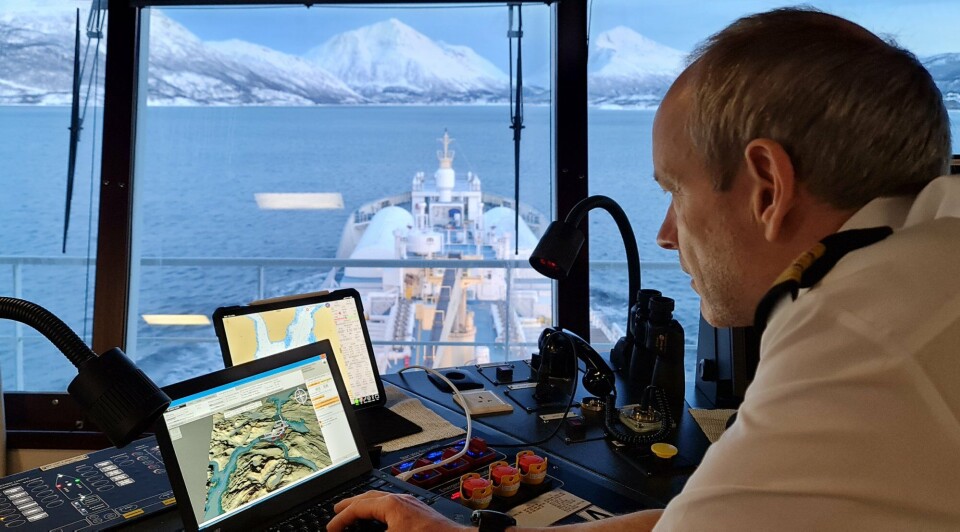Statslos Karl Helge Haagensen var med da nye digitale verktøy ble testet i Tjeldsundet. Foto: Svein Skjæveland, ECC
