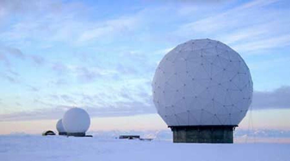 KSATs bakkestasjon på Svalbard vil spille en viktig rolle i den nye isovervåkingstjenesten. Foto: KSAT