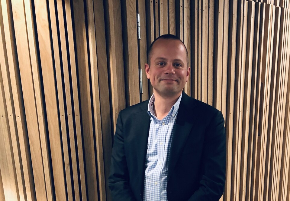 Karsten Henrik Henschien Sprenger (39) er ansatt som ny næringspolitisk rådgiver i Kystrederiene. Foto: Kystrederiene