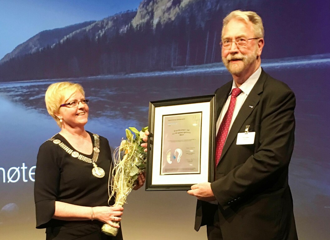 Administrerende Direktør Tor Svanes mottok prisen på vegne av NAVTOR