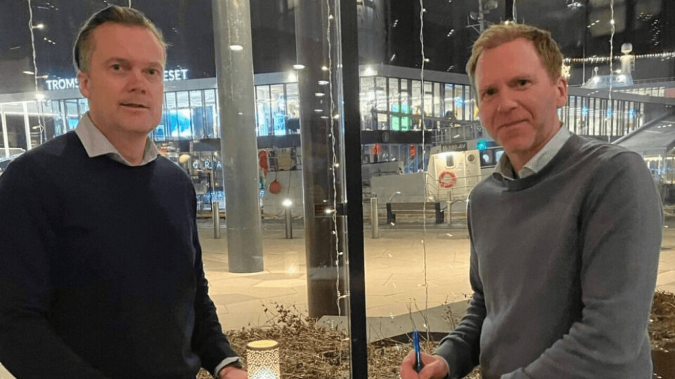 Torgeir Folland fra VARD (t.v) og Tommy Torvanger fra Nergård Havfiske (t.h). Foto: VARD