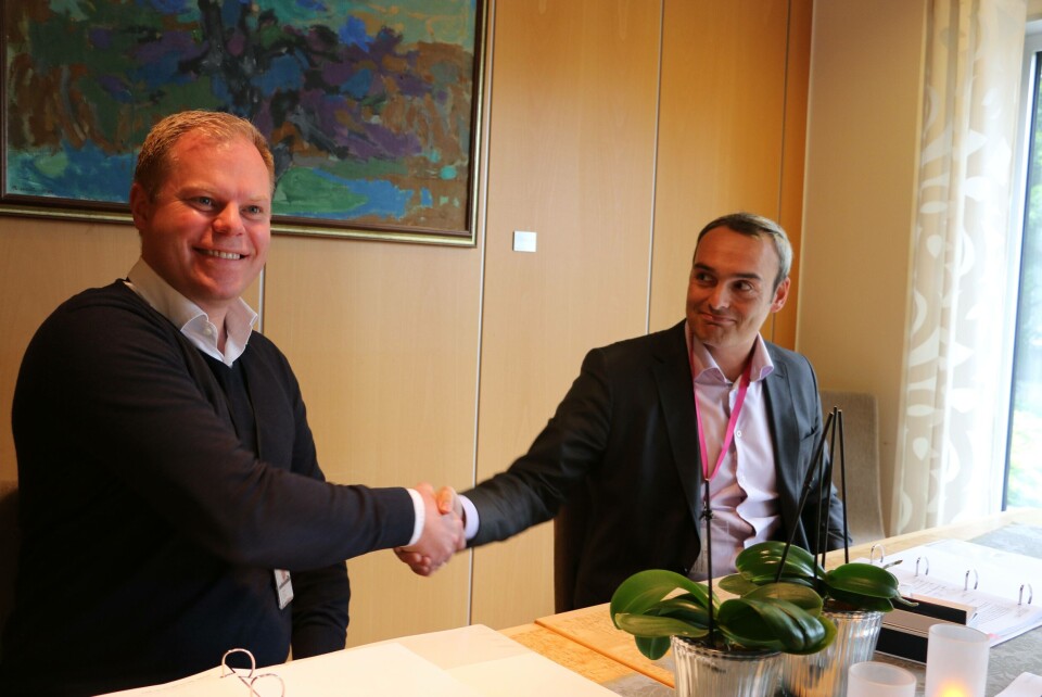 CEO i SKansi Offshore, Jens Meinhard Rasmussen (t.h.) er fornøyd. Foto: Vibeke Blich.