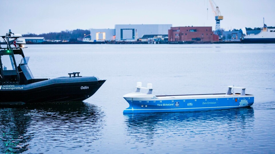 Under åpningen ble det også foretatt en demonstrasjon av testmodellen av YARA Birkeland Foto: Alexander Svanberg, Horten Kommune