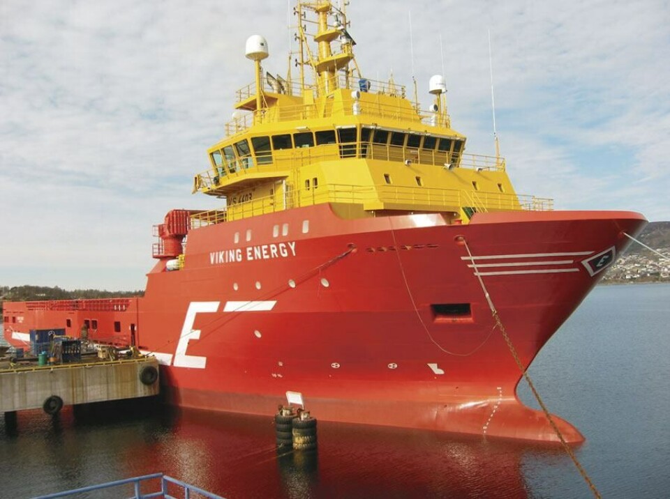 Eidesvik monterer batterier om bord