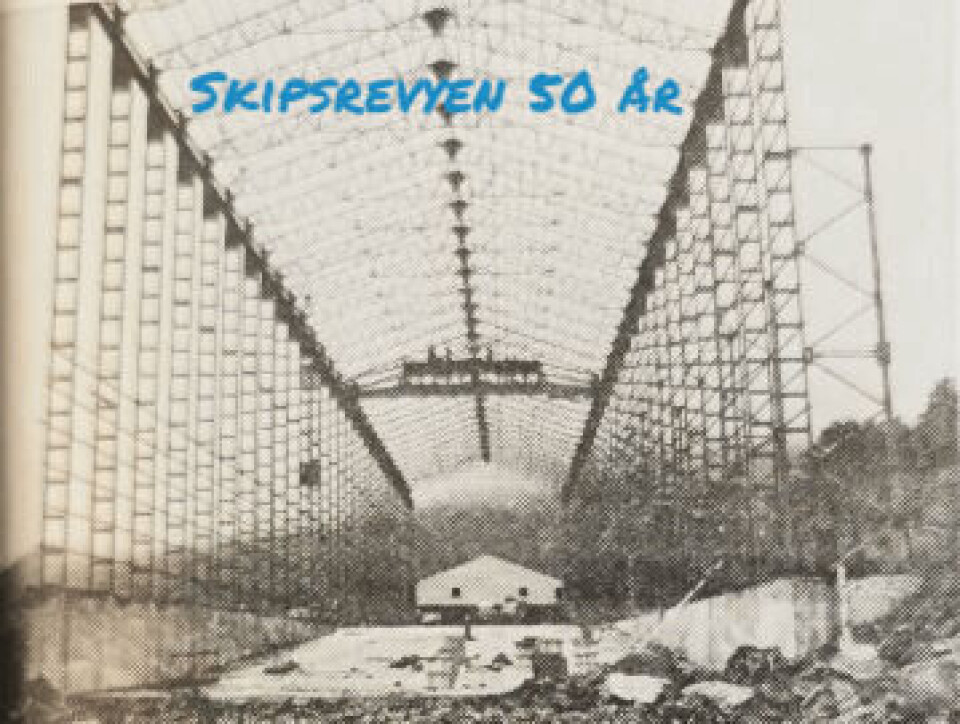 Byggehallen ved Eid Verft før platedekningen. Helt i bakgrunnen skjærehallen med velferds- og kontoravdeling i to etasjer. Faksimile: Skipsrevyen nr. 2/1971