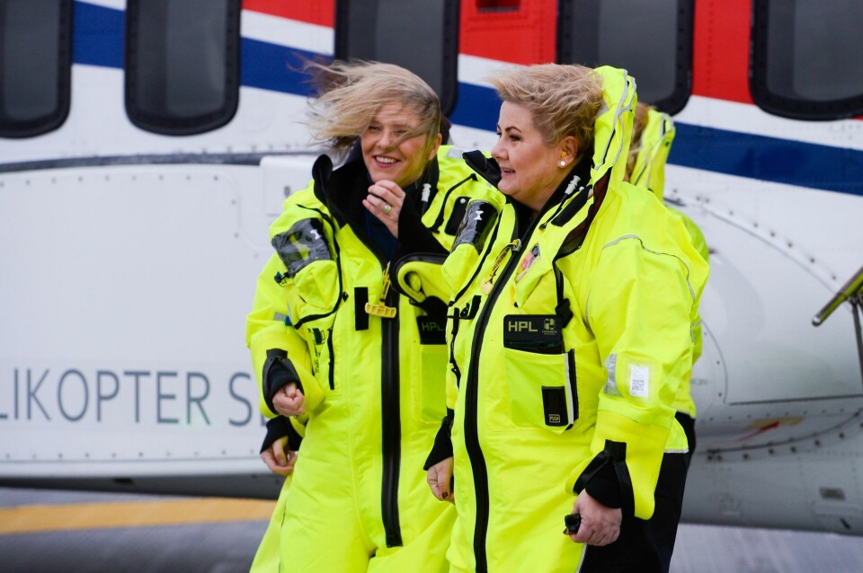Erna Solberg (th) åpnet i dag et av Norges største oljefelt; Johan Sverdrup, sammen med olje-og energiminister Sylvi Listhaug. Foto: Jon Ingemundsen, Stavanger Aftenblad.