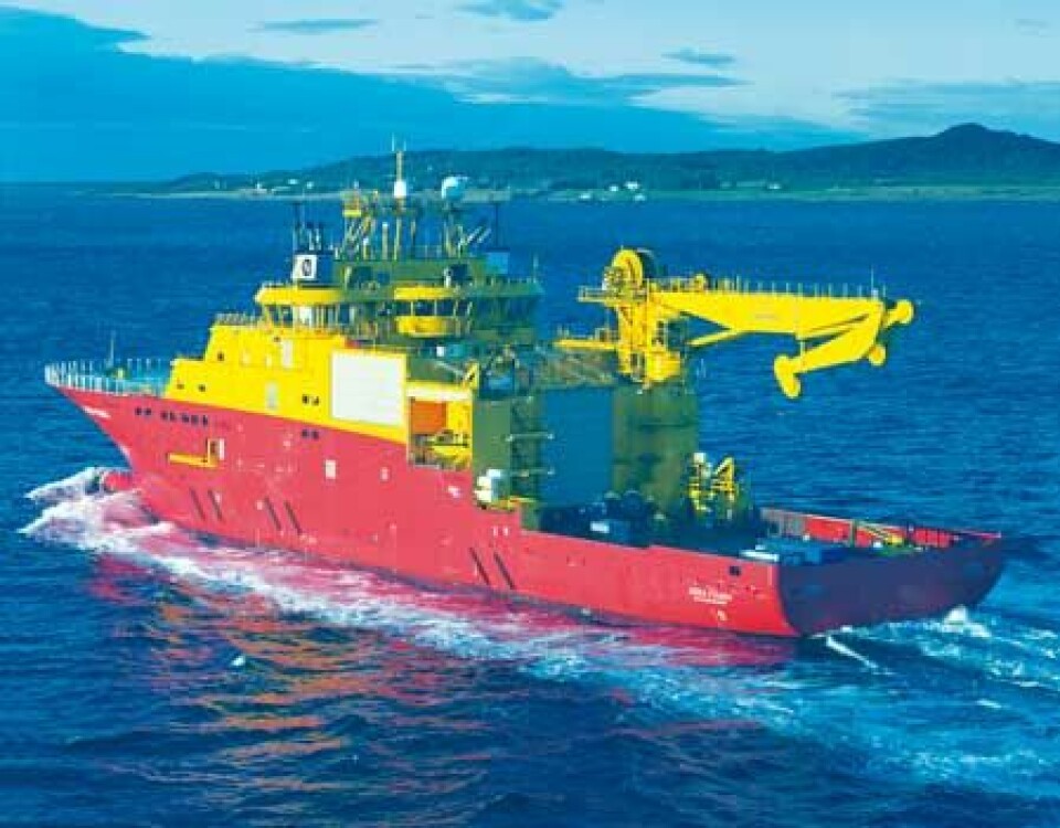MacGREGOR’s Hydramarine systems handle heavy subsea loads with precision