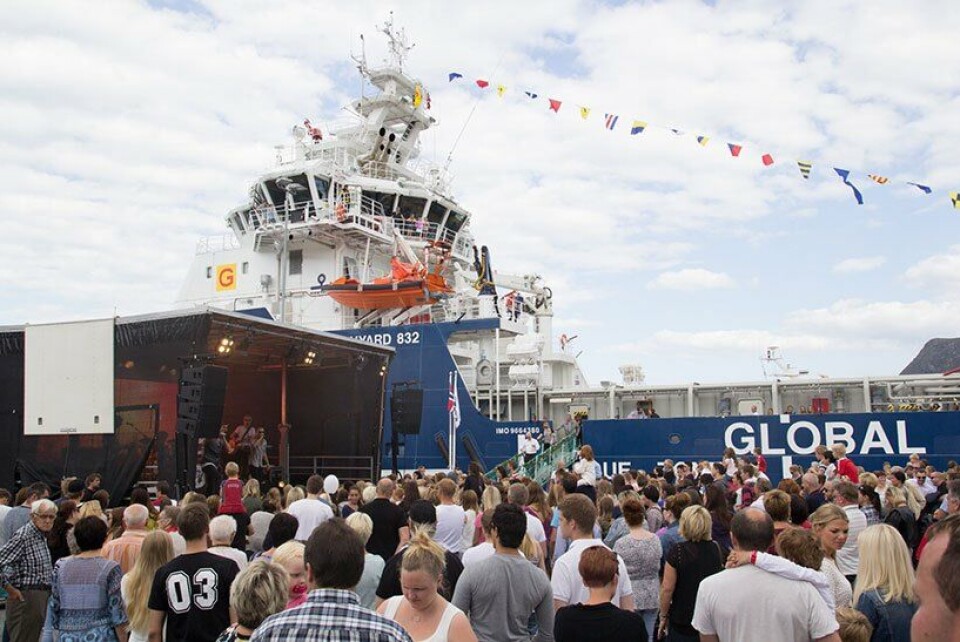 Havyard inviterte til åpent skip og gratis konsert med rapperne Erik og Kriss. Det var mange fremmøtte og stor stemning på Almenningskaia. FOTO: Havyard Havyard inviterte til åpent skip og gratis konsert med rapperne Erik og Kriss. Det var mange fremmøtte og stor stemning på Almenningskaia. FOTO: Havyard