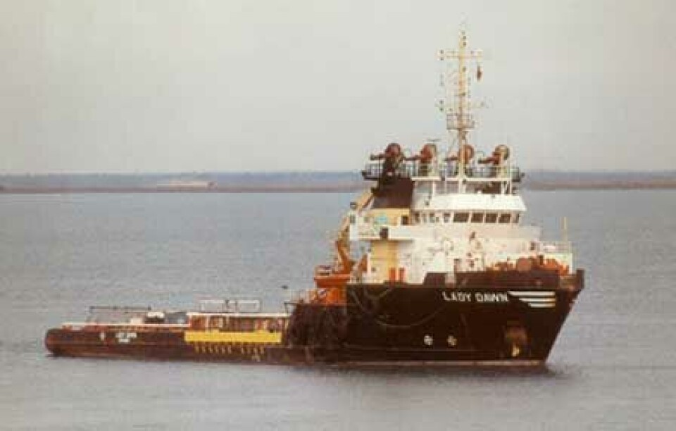 Farstad Shipping selger fartøy