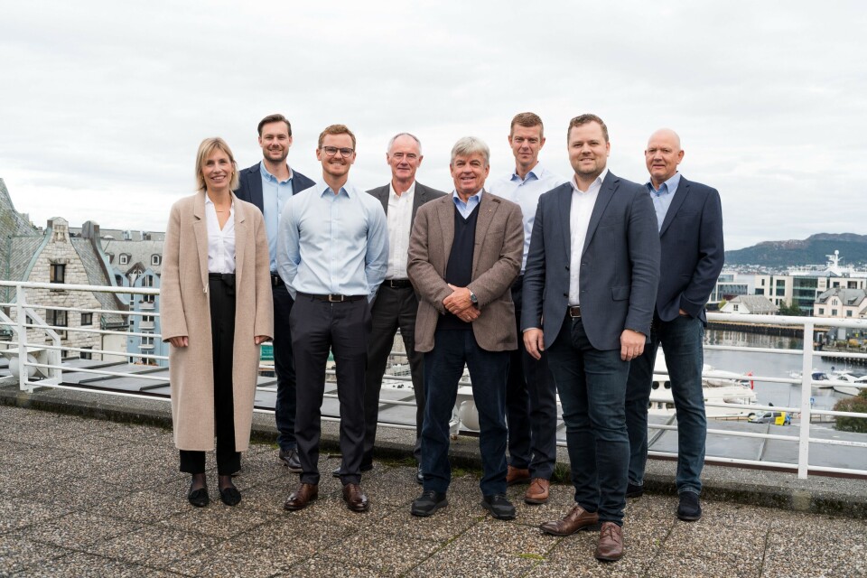 Norwind Offshore. Bildet viser fra venstre: Maren Kleven Fox, Magnus Kleven, Sverre Olav Farstad, Jon Ketil Gjørtz, Sverre Andreas Farstad, Svein Leon Aure, Espen Volstad og Eivind Volstad. Foto: Torbjørn Sandbakk
