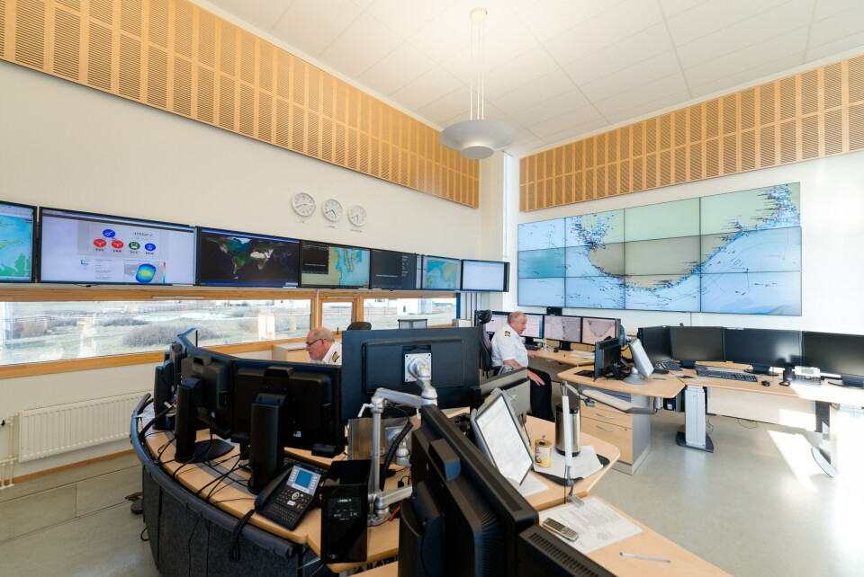 Vadsø sjøtrafikksentral vil følge nøye med i ukene fremover. Foto: Kystverket