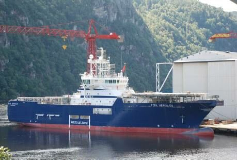 INGEN KONSEKVENSER: «Stril Herkules» til kai ved det som en gang var Flekkefjord Slipp & Maskinfabrikk. I dag slås det gamle verftsselskapet konkurs.FOTO: Avisen Agder