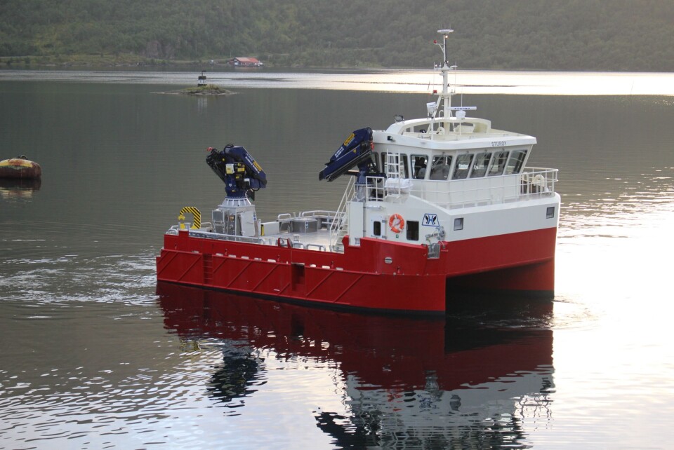 Grovfjord Mek. Verksted overleverte denne uken servicekatamaranen «Storøy» til Eidsfjord Sjøfarm AS. Båten skal ha base på Sortland. Foto: Grovfjord Mek.