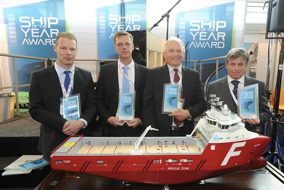 Vinnerne av Ship of the Year 2012: Fra venstre Martijn de Jongh (Rolls-Royce Design), Ståle Synes (kaptein), Steinar Nerbøvik (STX OSV Langsten) og Sverre A. Farstad (Farstad Shipping).