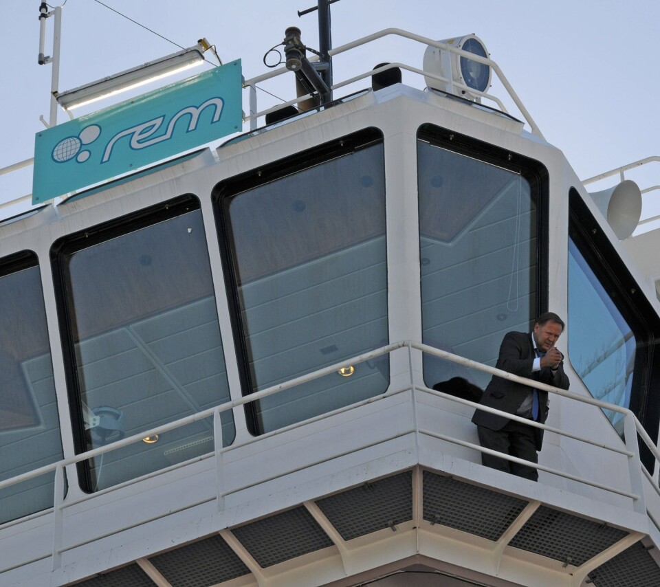 Refinansiering, ingen enkel øvelse. Her er Åge Remøy fotografert ombord på 'Rem Forza'. Foto: Skipsrevyen