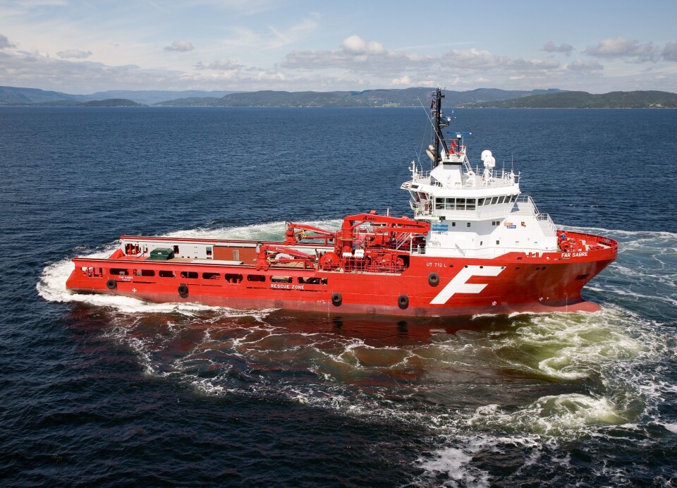 Arkivfoto av «Far Sabre» frå Skipsrevyen.