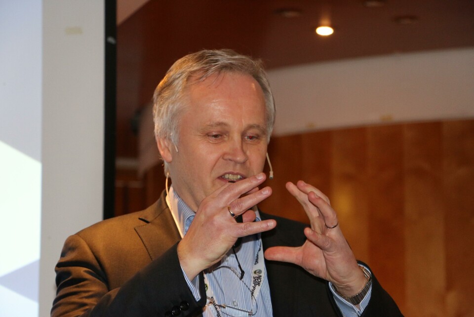 Olav Tore Breilid fra Eksportkreditt tilbyr gunstige finansieringsløsninger. Men ikke skyt på pianisten når det gjelder finansiering av innenlands kontraheringer av fiskebåter. Foto: Asle Strønen