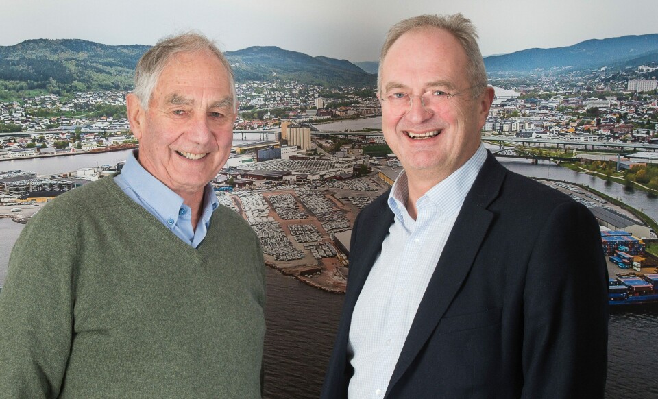 Slår alle rekorder. Styreleder Johan Baumann (t.v) og havnedirektør Einar Olsen kan glede seg over nye rekorder på Drammen havn.
