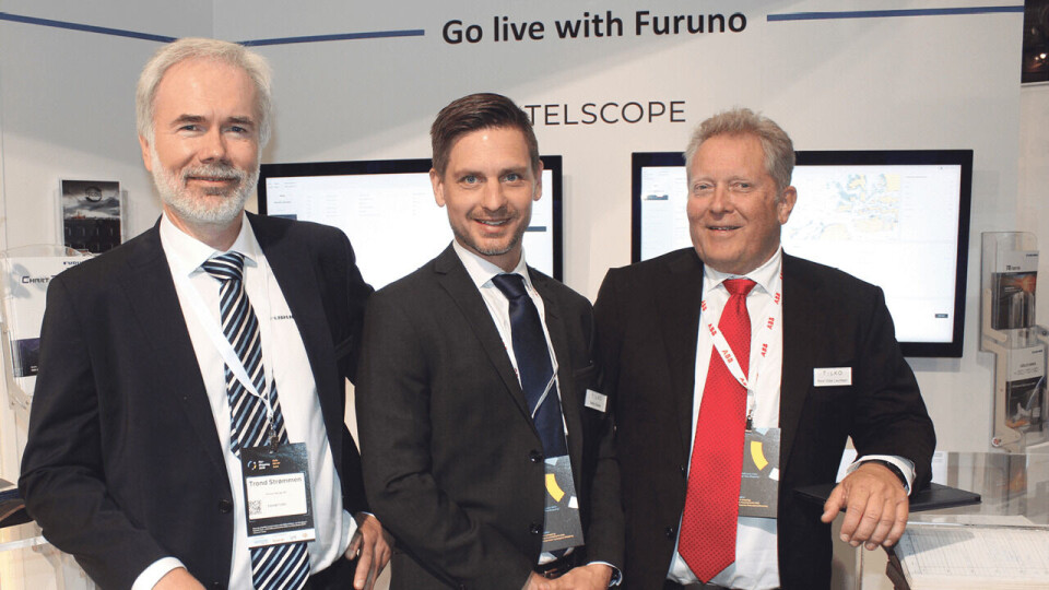Fra venstre: Adm. dir i Furuno Norge AS, Trond Strømmen, salgssjef i Telko AS, Martin Ekholm og adm.dir i Telko AS Knut Vidar Lauritsen. Foto: Furuno