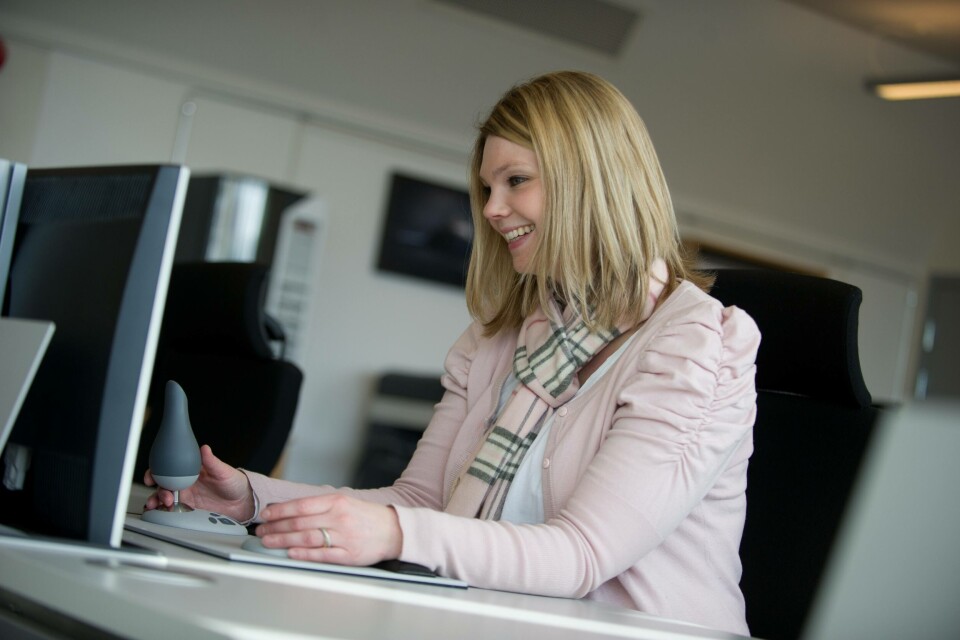 – Designdrevet utvikling er noe vi bruker aktivt på mange områder for å skille oss fra konkurrentene. Denne designstrategien har hjulpet oss med å innta førersetet i markedet med våre over 200 ulike maritime produkter, forteller prosjektleder Frøy Birte Bjørneseth i Rolls-Royce Marine.