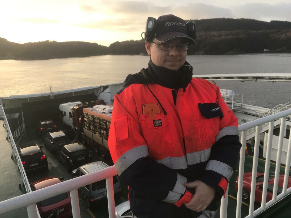 - Det blir mange utfordringer, sier matros Christian Eikefjord til Skipsrevyen. Foto: Sigbjørn Larsen.