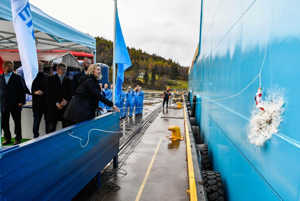 Dåpen ble holdt på kaia til Kleven Verft. Foto: Olav Thokle Fotomaritim