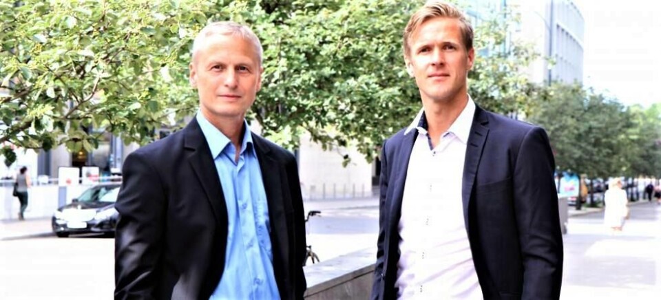 Arne Helme i KPMG Norge (til venstre) og Vigleik Takle i Kongsberg Digital går sammen for å hjelpe maritim bransje med it-sikkerheten. Foto: KPMG