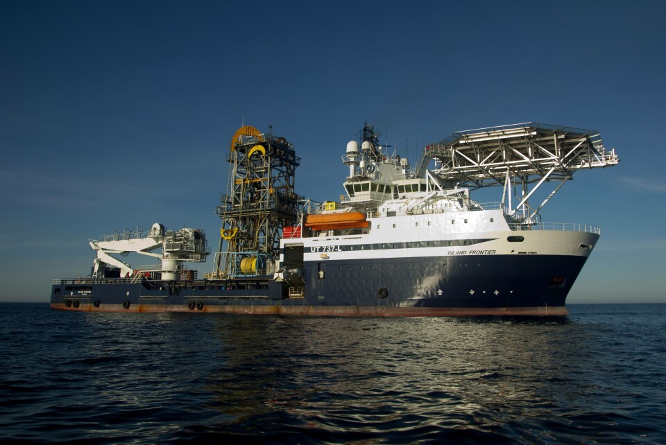 'Island Frontier' i operasjon på Åsgard-feltet. Foto: Stig Silden